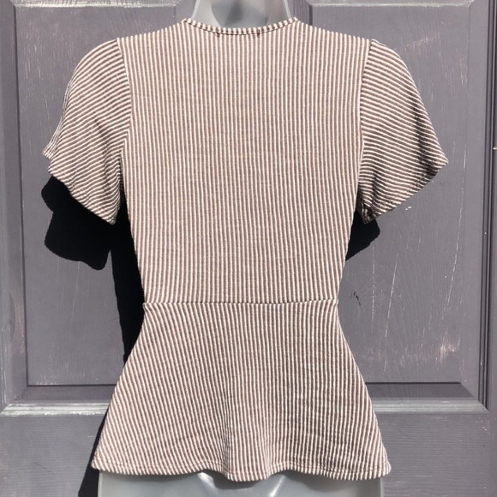 Caution to the Wind faux wrap short sleeve top - Picture 9 of 10
